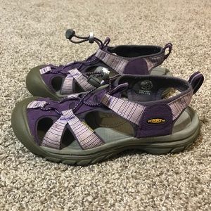Keen Venice H2 Waterproof Sandals Shoes Size 8.5